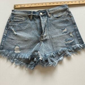 NWT BLANKNYC High -Rise Distressed Denim Light Wash Shorts Size‎ 28 🔥🔥 (B2)